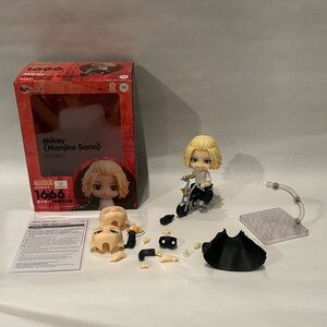 Tokyo Revengers anime figure Mikey manjiro Sano Nendoroid